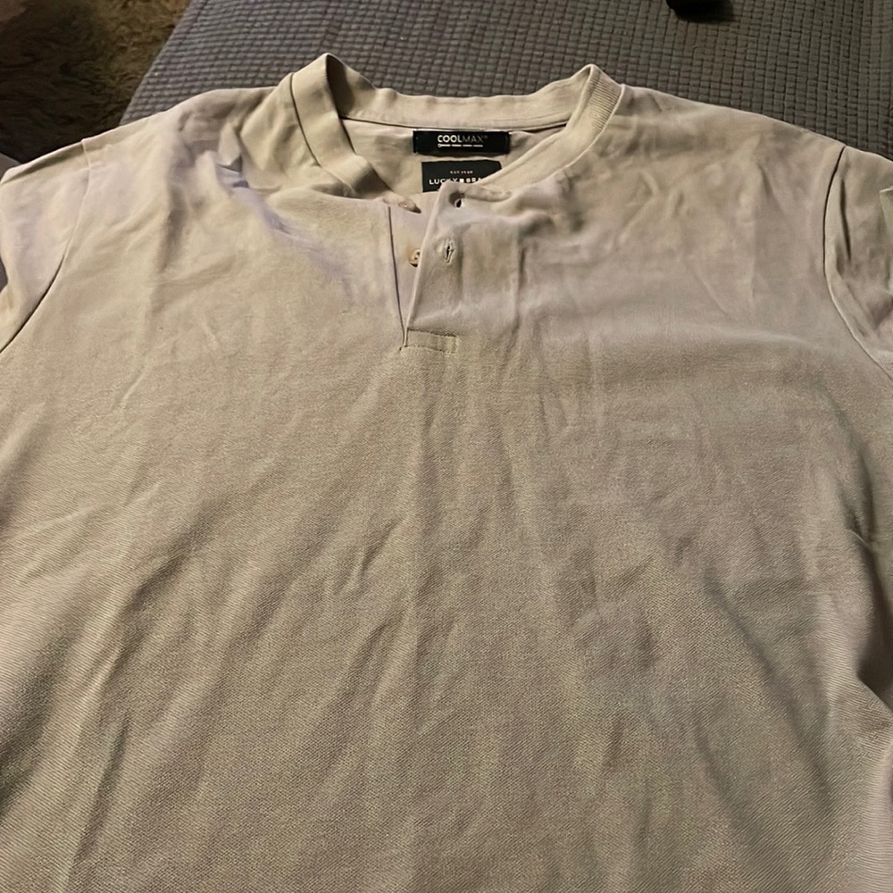 Men’s large Lucky Brand shirt.